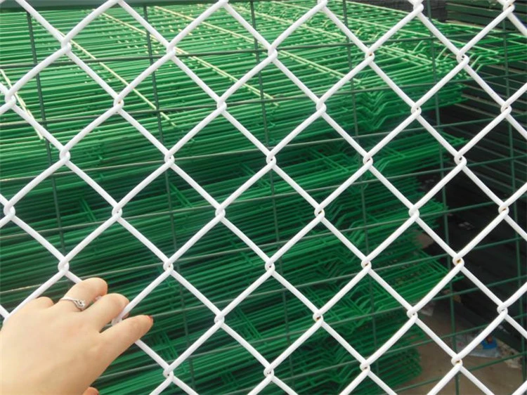 3.0mm Galvanized Chain Link Fence Diamond Mesh Fence in Good Price